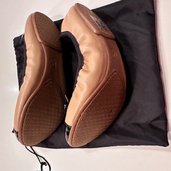 MICHAEL KORS Ballet Flats (Never worn) US7 - Picture 2 of 3